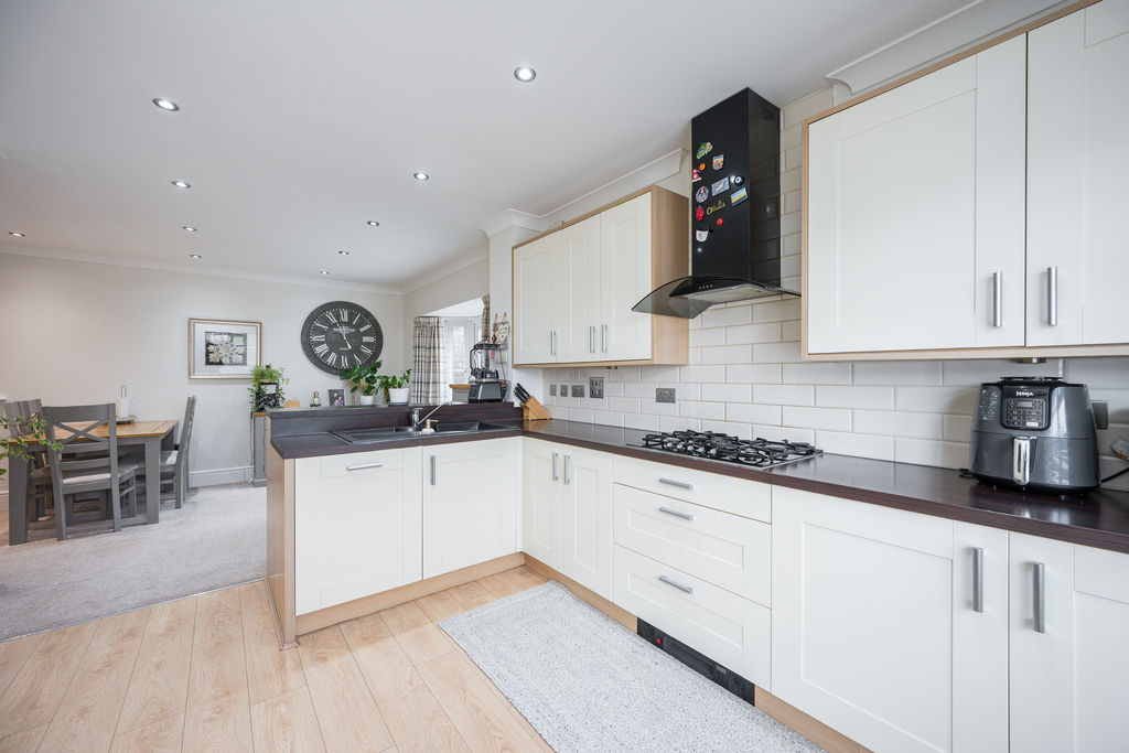 Kitchen / Dining Room- click for photo gallery